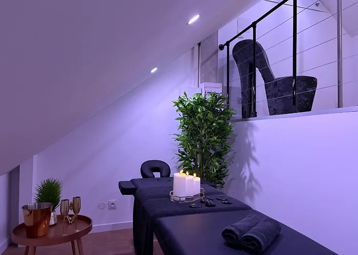 Majestic Apartment *